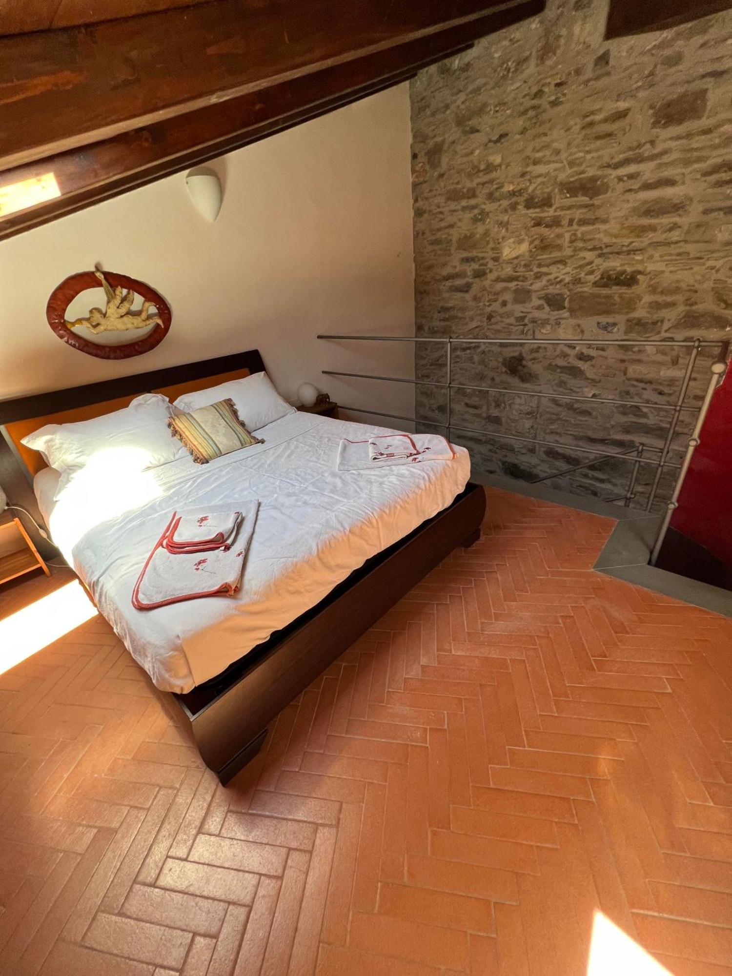 Casa Boru - A Beautiful Fully Restored Spacious House With Fantastic Views Calice al Cornoviglio Exterior foto