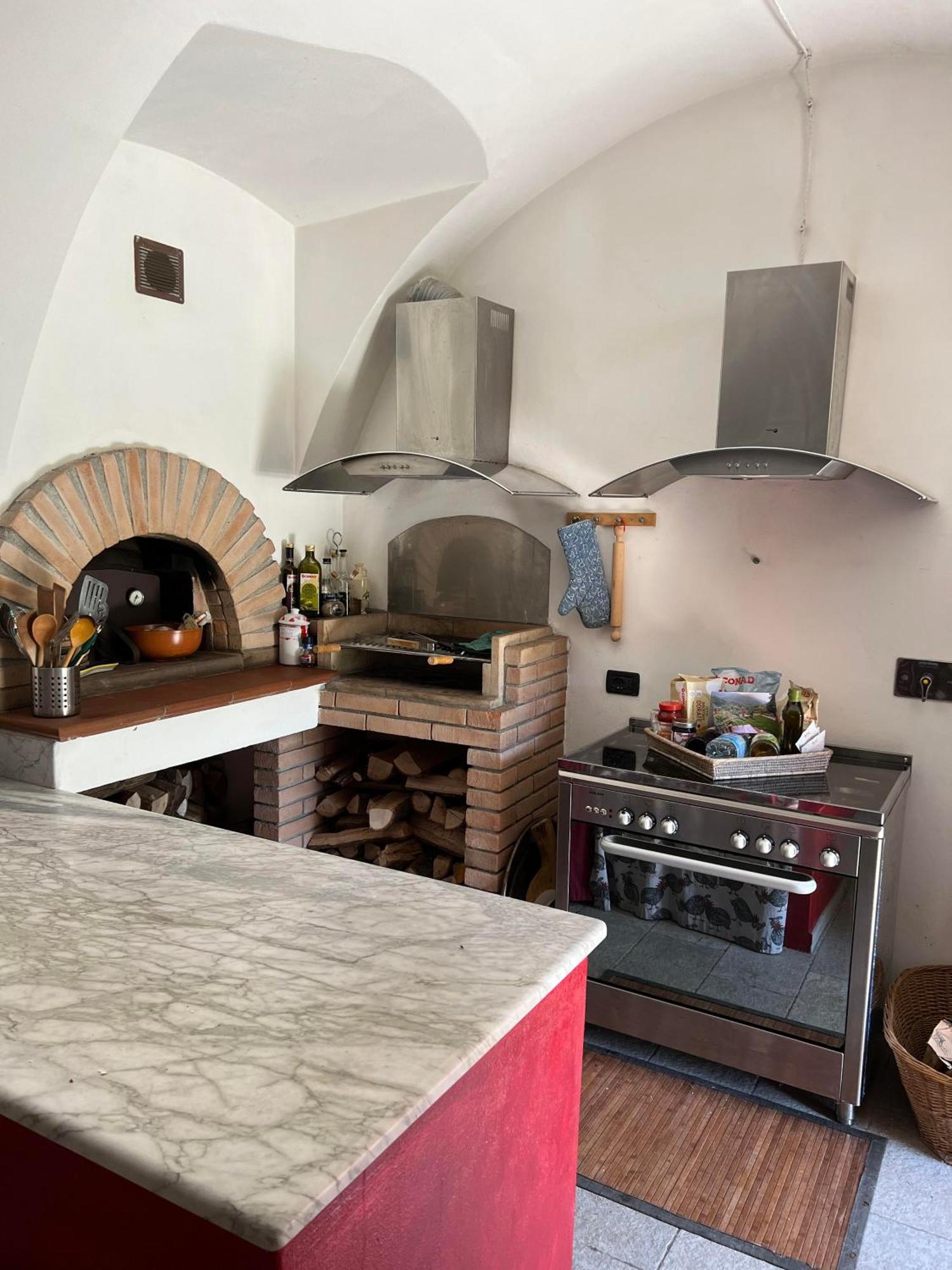 Casa Boru - A Beautiful Fully Restored Spacious House With Fantastic Views Calice al Cornoviglio Exterior foto