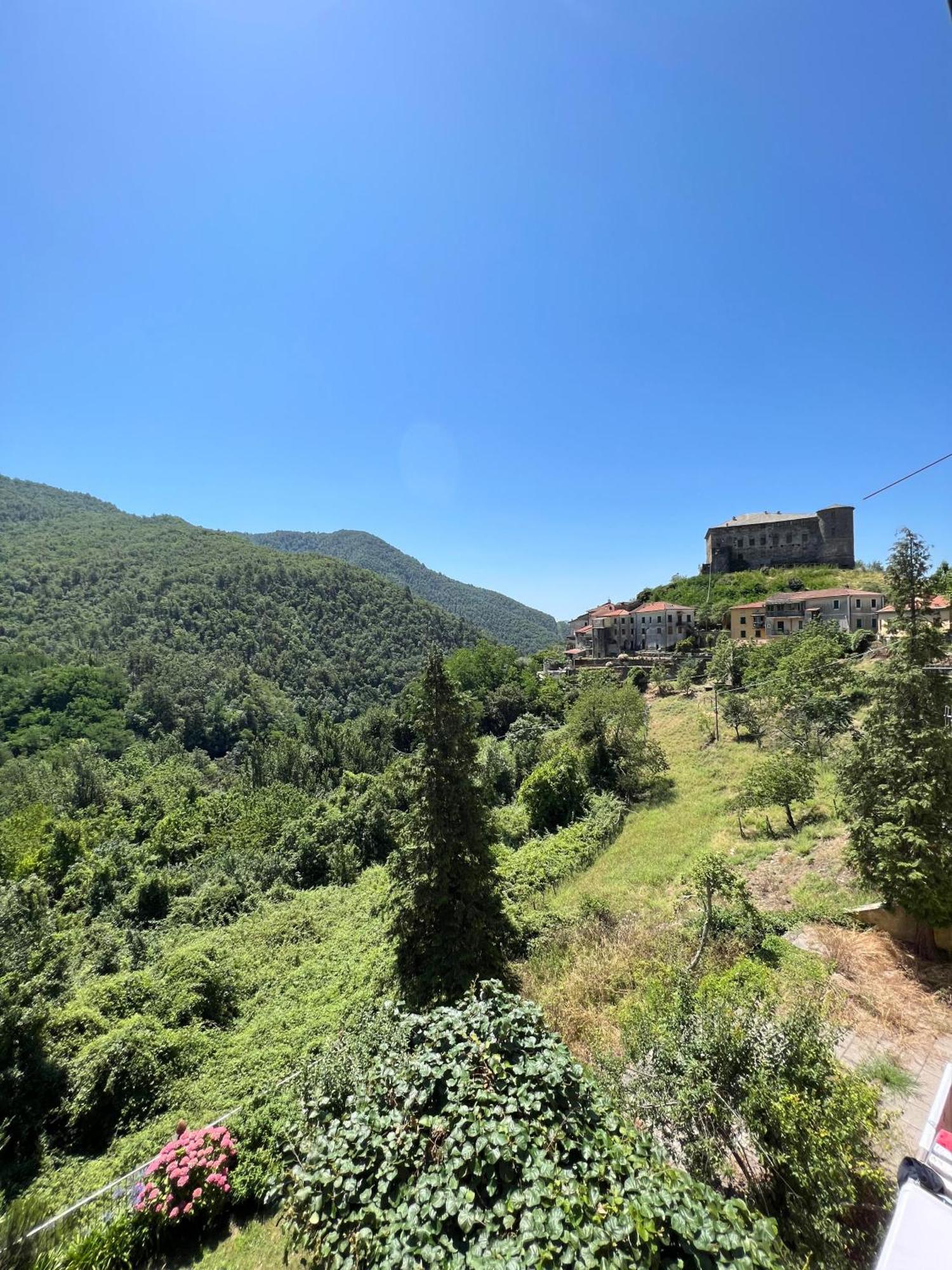 Casa Boru - A Beautiful Fully Restored Spacious House With Fantastic Views Calice al Cornoviglio Exterior foto